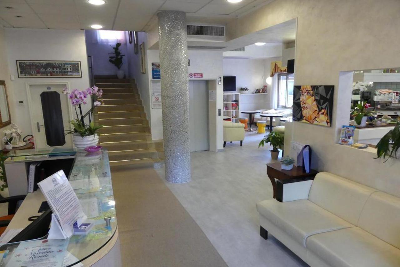 Hotel Madison 3*