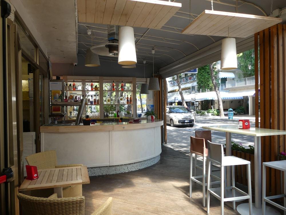 Hotel Madison 3*