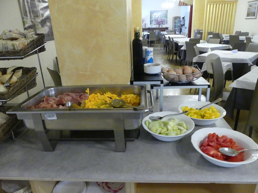 Madison Hotel 3*